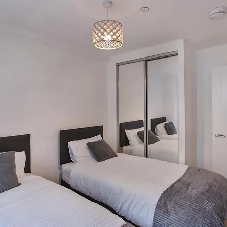 Lovely Spacious 2 Bed Apartment In Central Croydon Exterior photo
