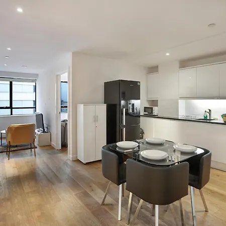 Lovely Spacious 2 Bed Apartment In Central Croydon Exterior photo