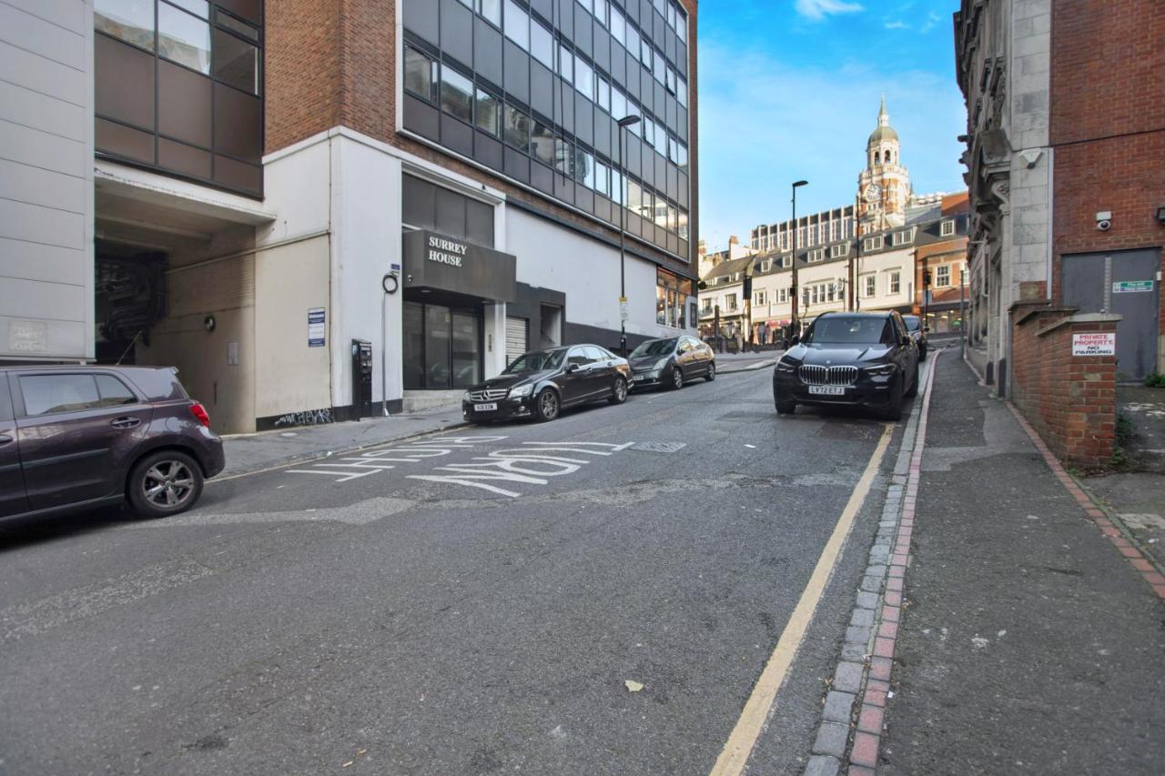 Apartment Lovely Spacious 2 Bed In